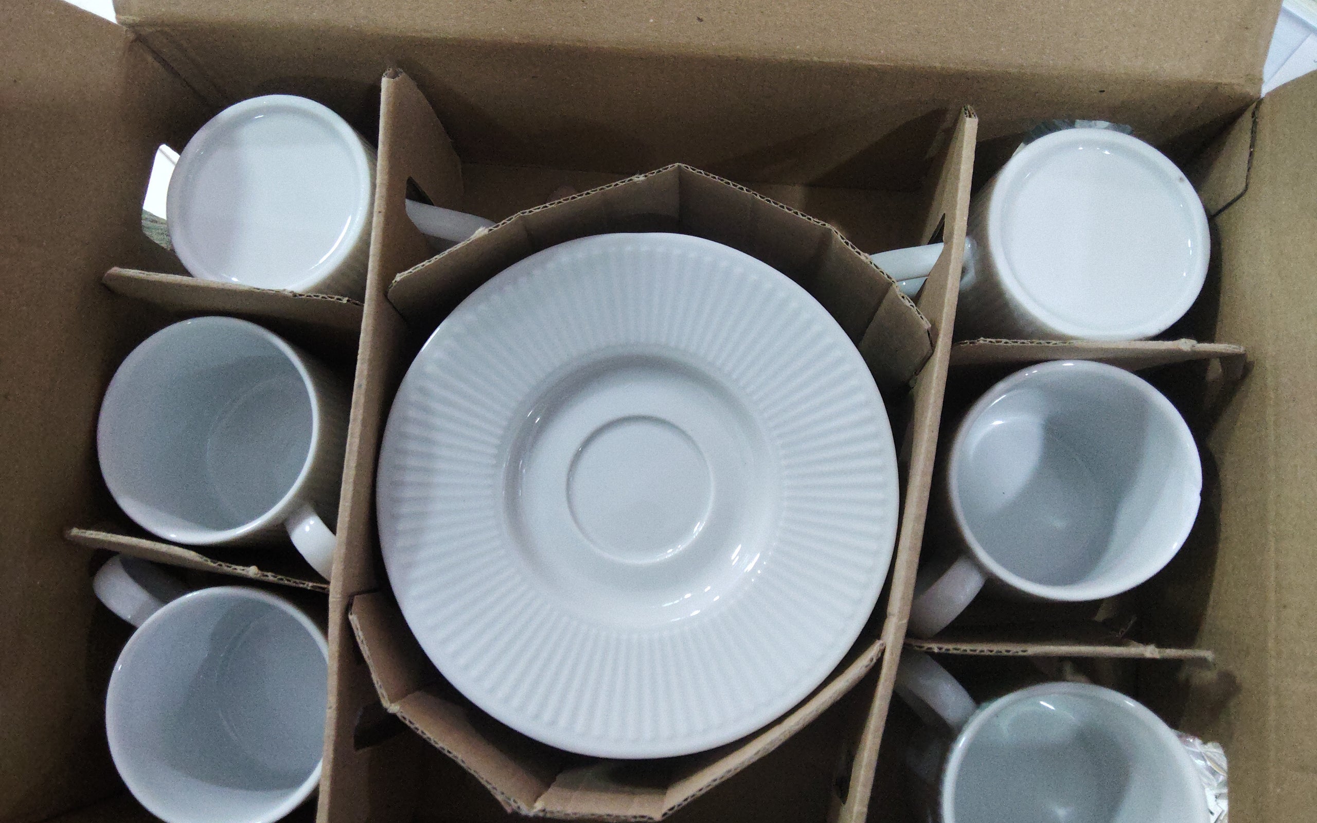 Kutahya Porcelain Turkish Coffee Set
